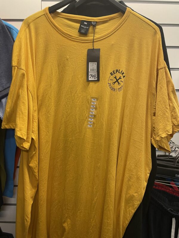 Replika t-shirt med lille print Gul
