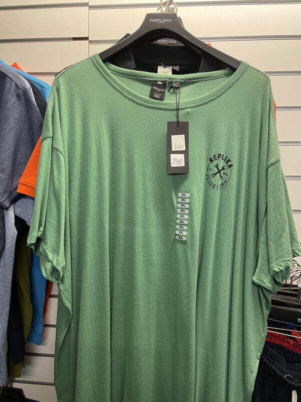 Replika t-shirt med lille print Grøn