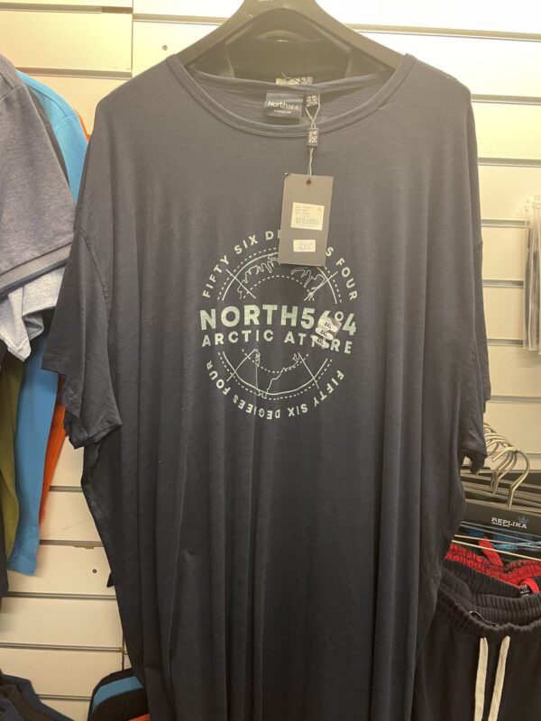 North 56°4 t-shirt med print Marine Blå