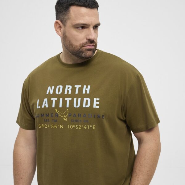 North latitude t-shirt med print army grøn - Billede 5