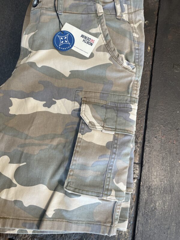 North 56°4 army cargo shorts grøn – Bild 2