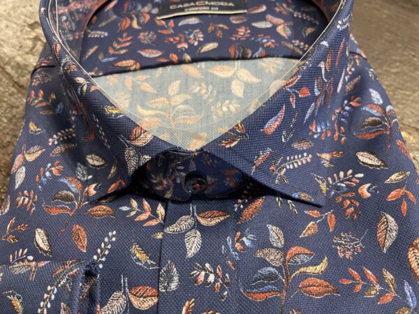 Casa Moda printede skjorte med blade som mønster marine blå – Bild 3