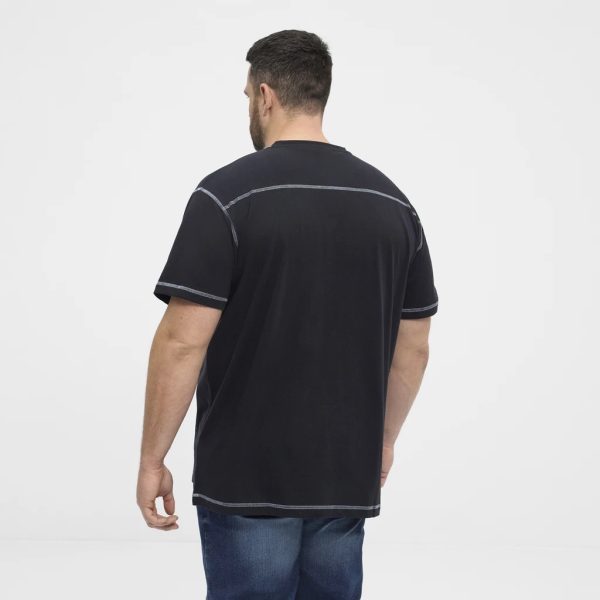 North Latitude T-shirt med kontrastsyninger og lille teksttryk foran sort - Billede 3