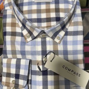 Compass classic lang ærmet skjorte i flot tern og med butten down, beige, hvid og blå