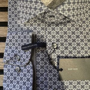 Casa Moda long-sleeved shirt in a patterned blue cotton fabric