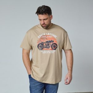 Short-sleeved cotton T-shirt from North Latitude with a graphic sand print
