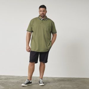 North Latitude flex polo shirt with contrasting trim on the collar and sleeves – green
