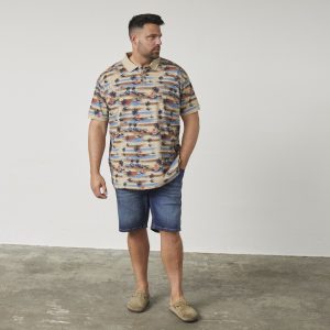 North Latitude polo shirt 100%, sand-coloured cotton with a summer pattern