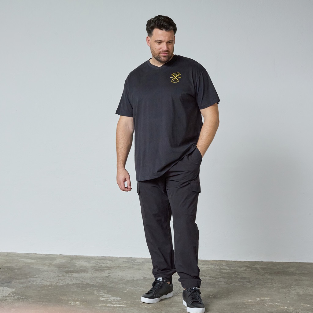 T-shirt fra North Latitude med v-hals sort - Billede 4