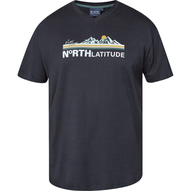 Sort t-shirt med v-hals og print til store mænd fra North Latitude, XL til 8XL