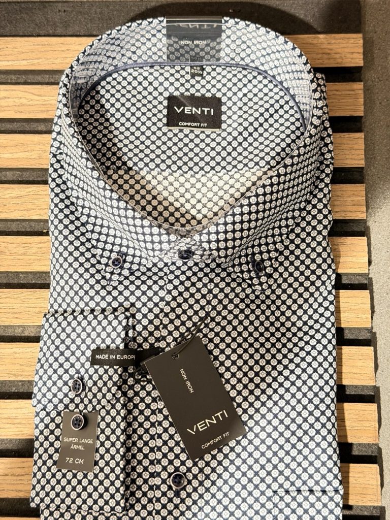 Venti “comfort fit” lang ærmet skjorte med blå med lys punkter 72 cm ærme TALL