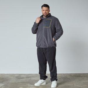 North Latitude fleece med fuld lynlås og brystlomme koks grå