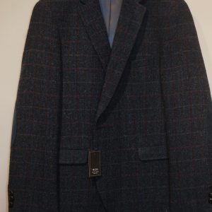 WEIS Classic blazer in a comfort fit, made from 100% wool and HARRIS TWEED in a blue chequered pattern